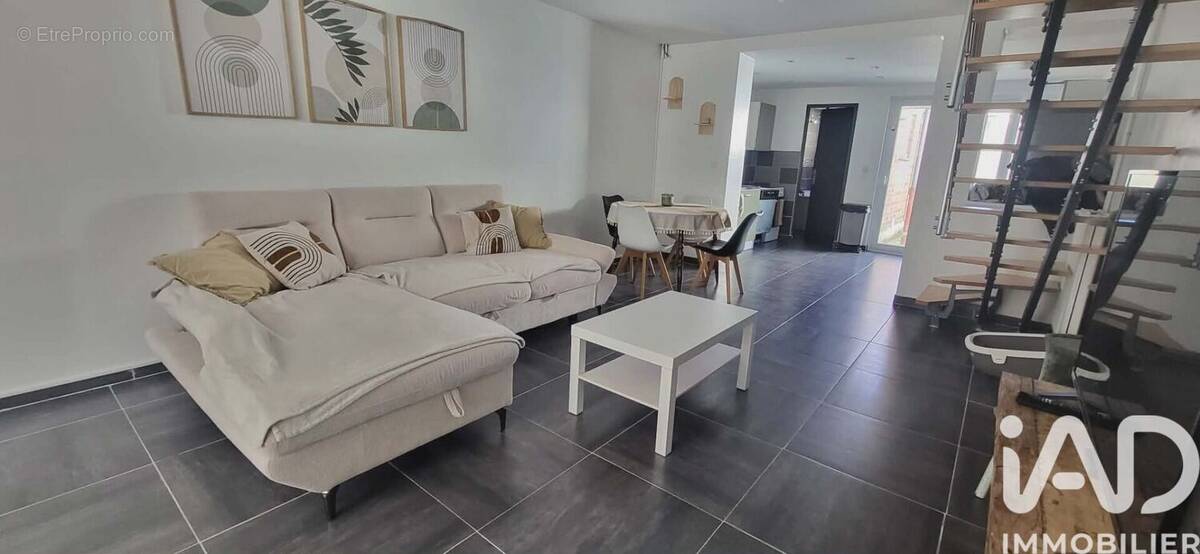 Photo 1 - Maison à CROIX