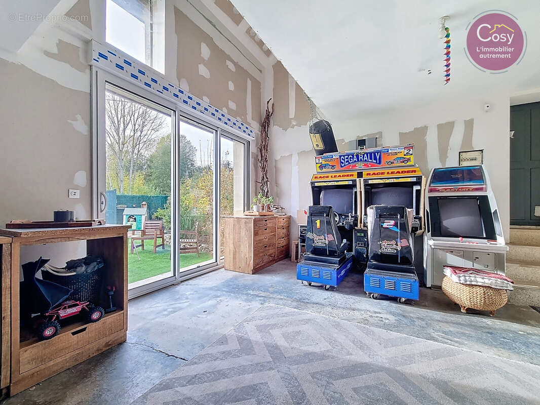 Maison à VIC-SUR-AISNE