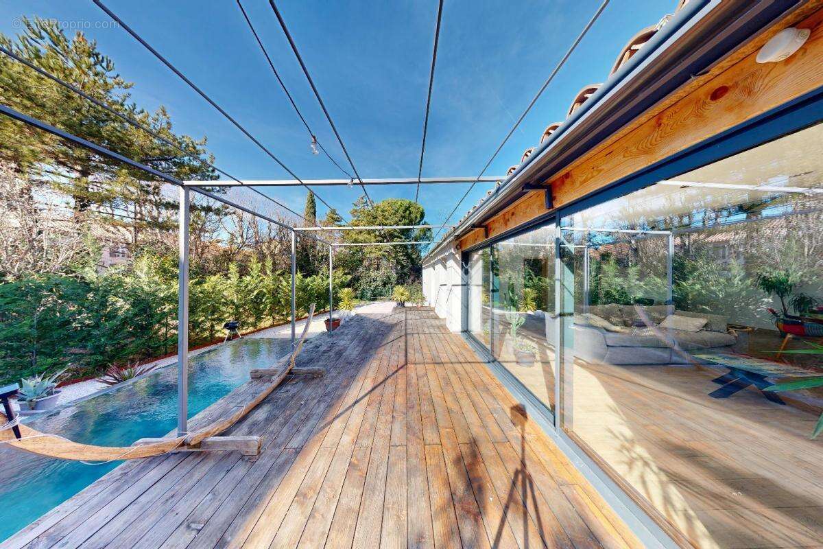 Maison à MALEMORT-DU-COMTAT