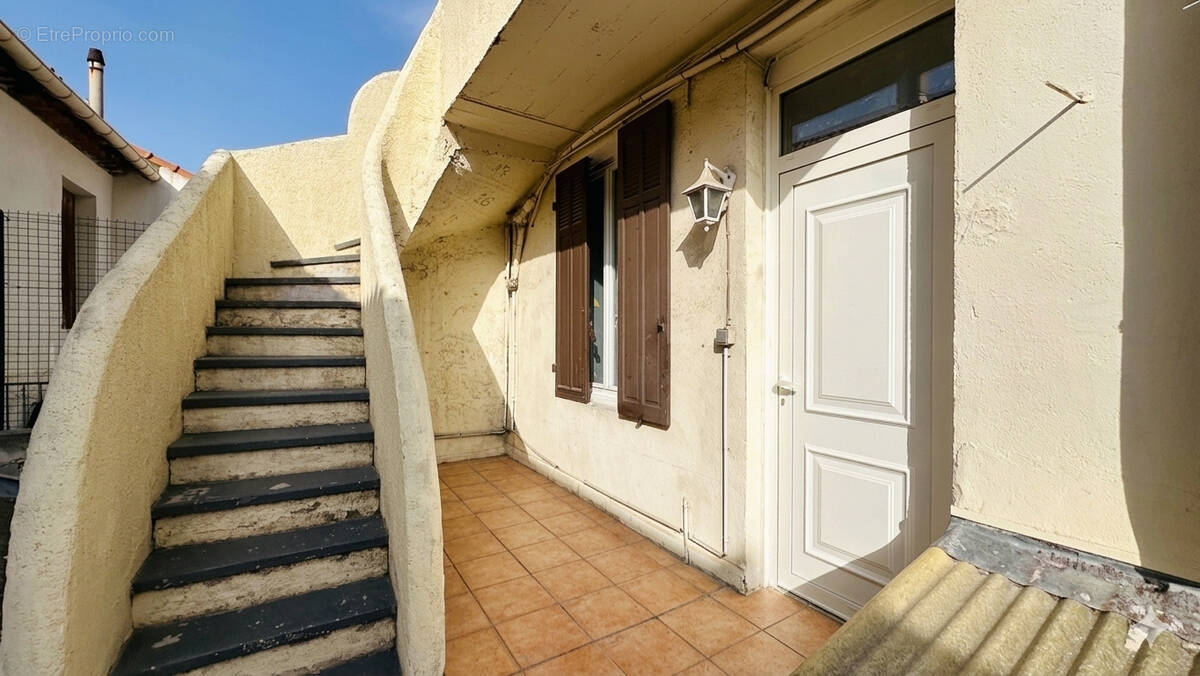 Appartement à SEPTEMES-LES-VALLONS