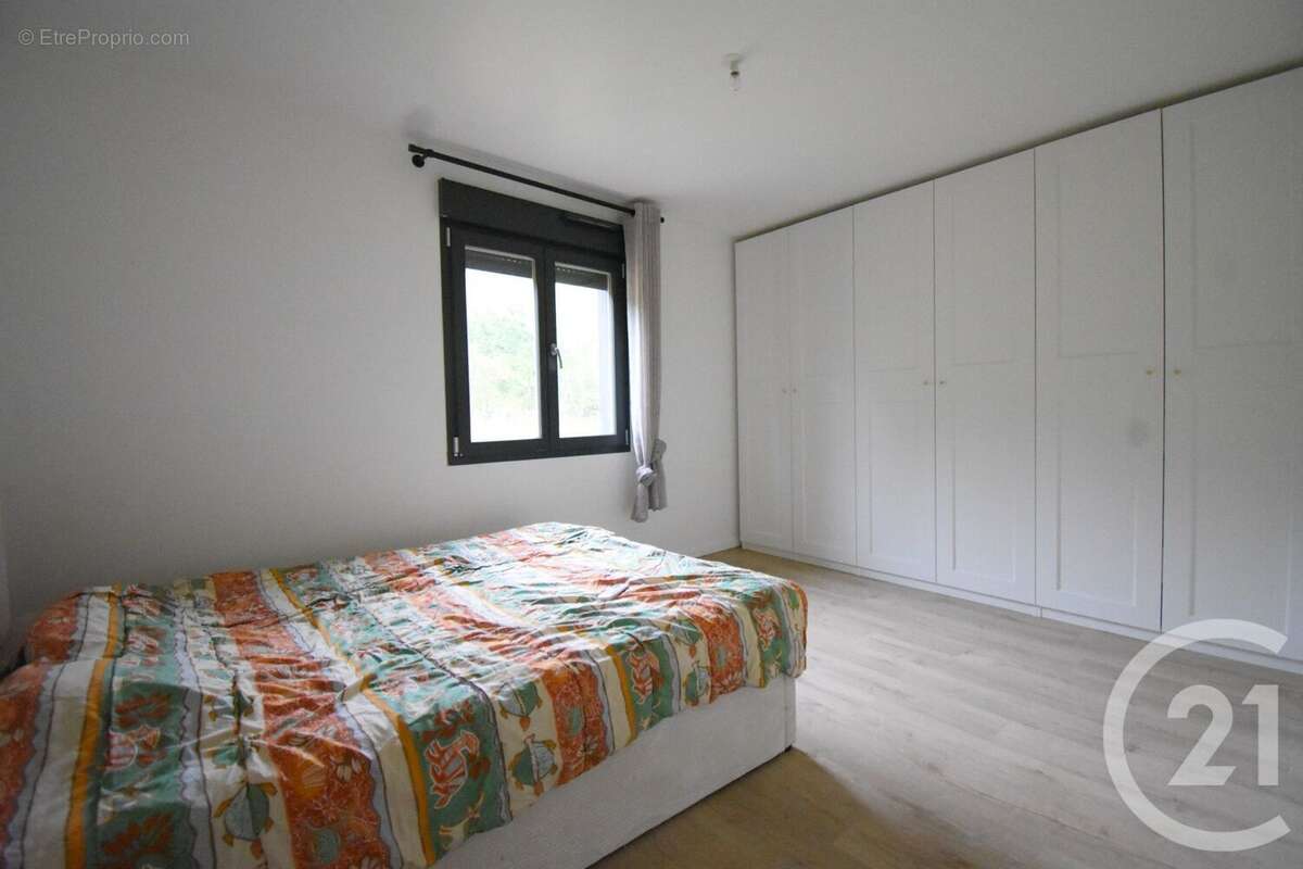 Maison 131 m² à Abrest  - photo 8