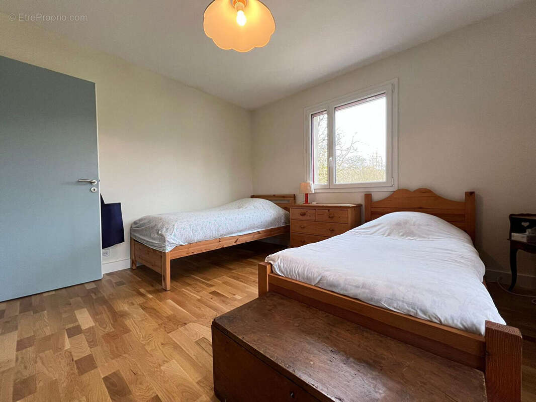 Maison à CHAVANNES-SUR-SURAN