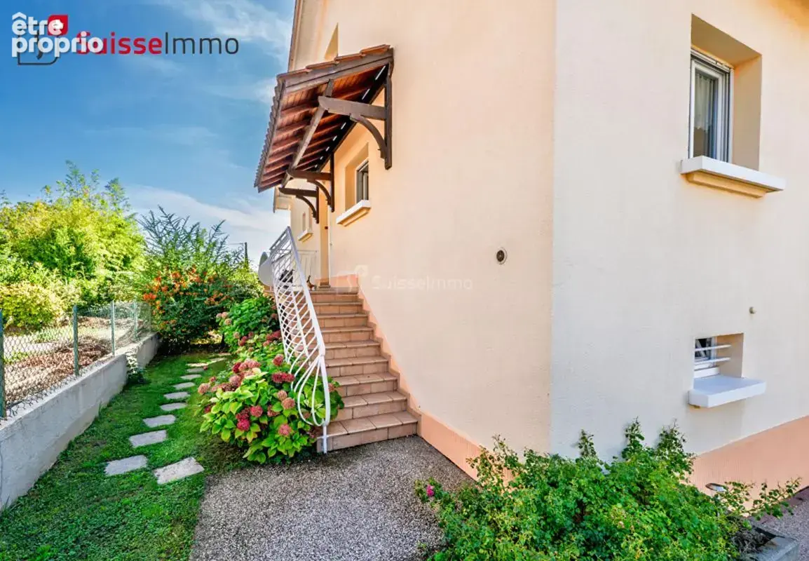 Maison Montbeliard 5 pièces 116 m2 rue Jules Grosjean - photo 4