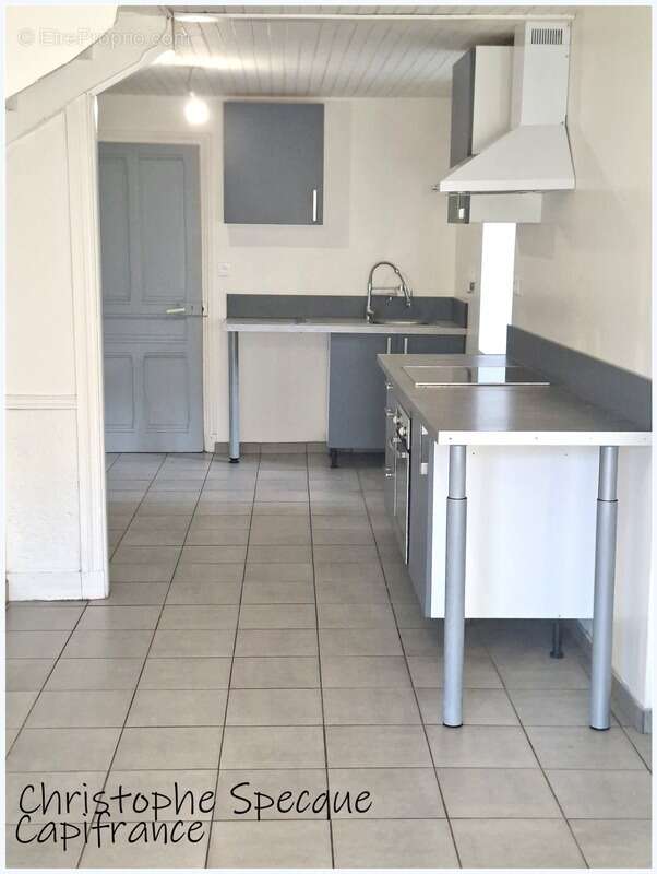 Maison à LES SALLES