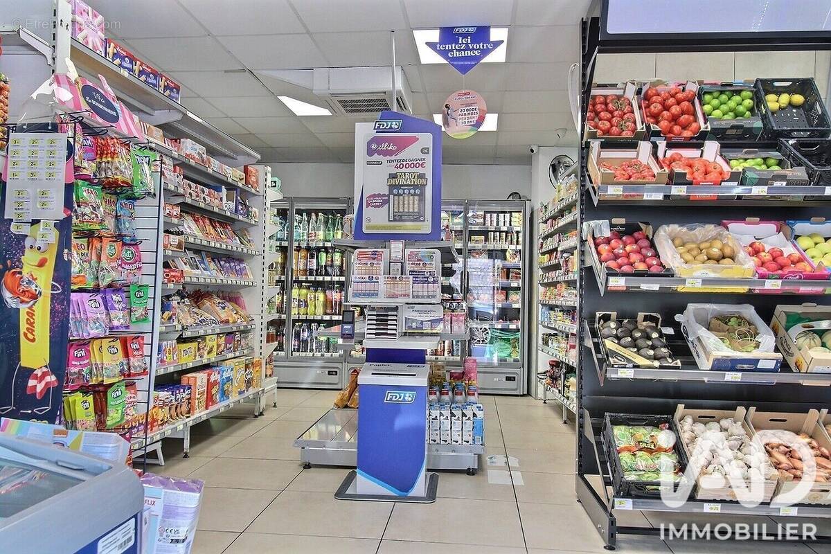 Photo 1 - Commerce à MARSEILLE-13E