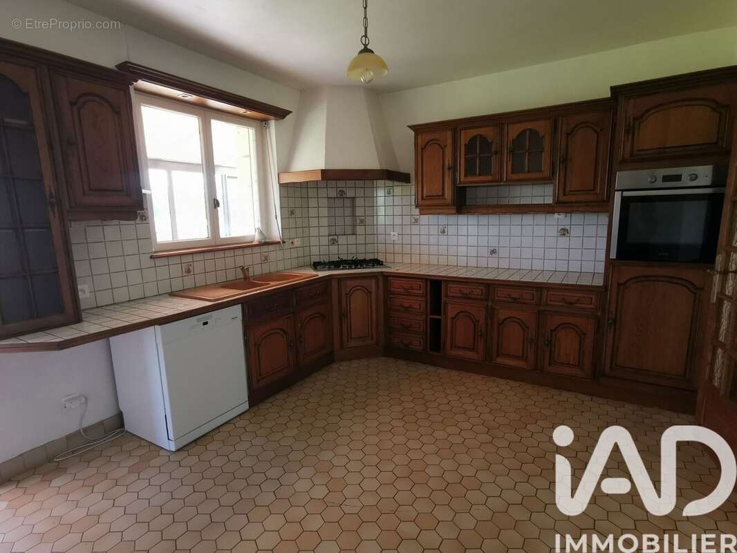 Photo 5 - Maison à LA ROCHE-DERRIEN