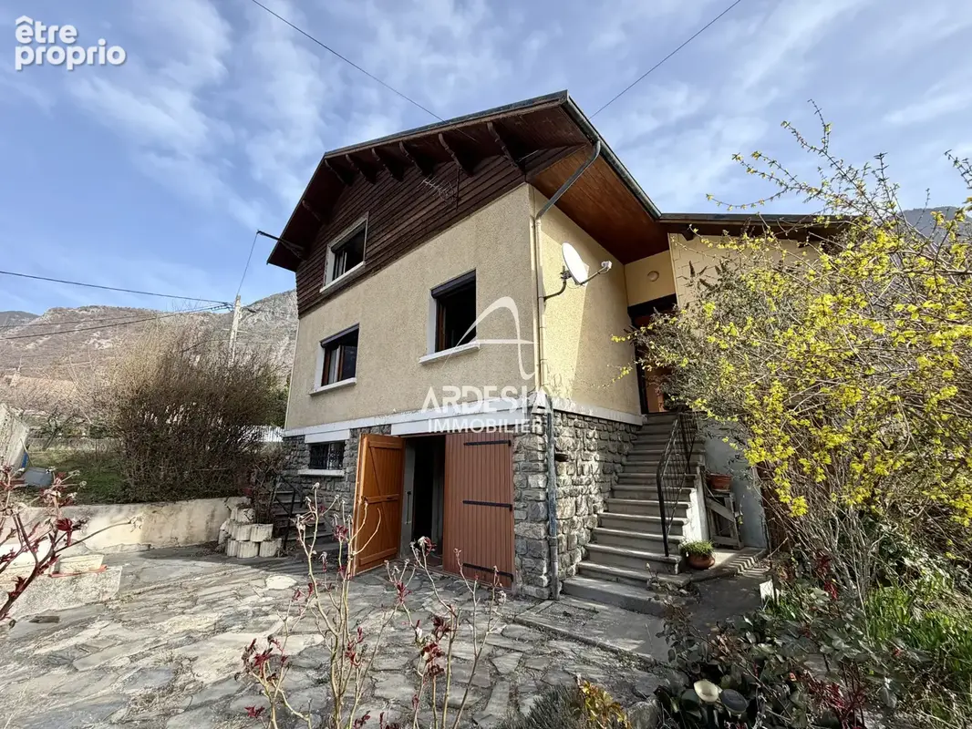 Maison 87 m2   3 chambres   Sous-sol complet   Grand garage   Beau terrain - photo 21