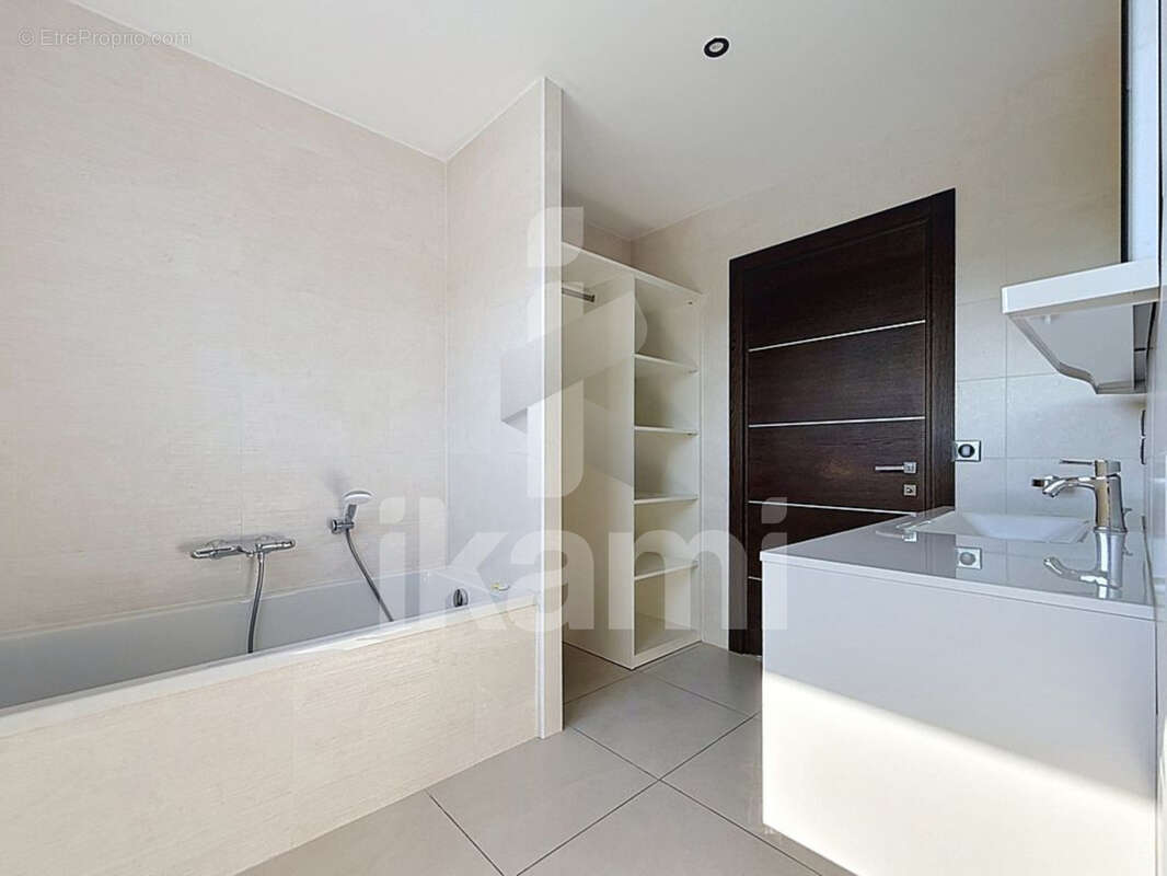 Villa contemporaine avec piscine chauffée - entre Annecy et Genève - photo 11
