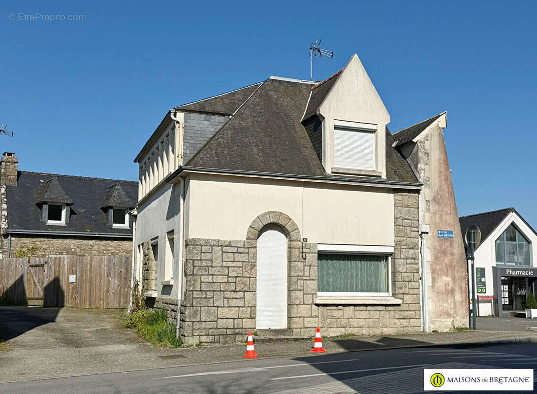 Maison à RIEC-SUR-BELON