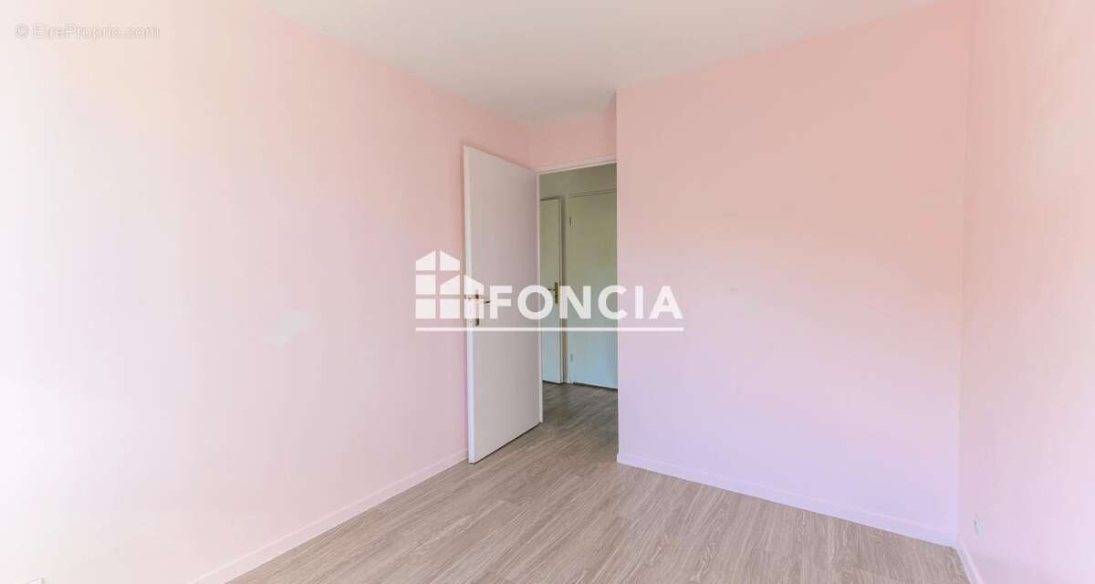 Appartement à ROSNY-SOUS-BOIS