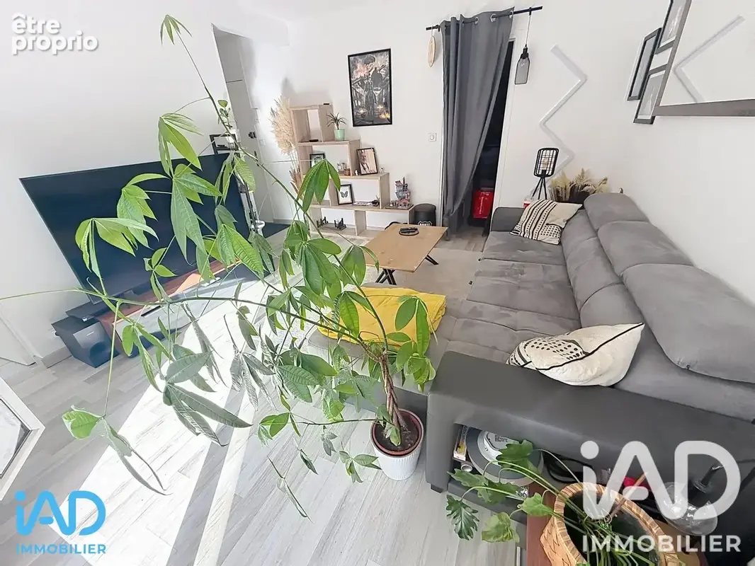 Photo 1 - Appartement à SAINT-JULIEN-LES-VILLAS