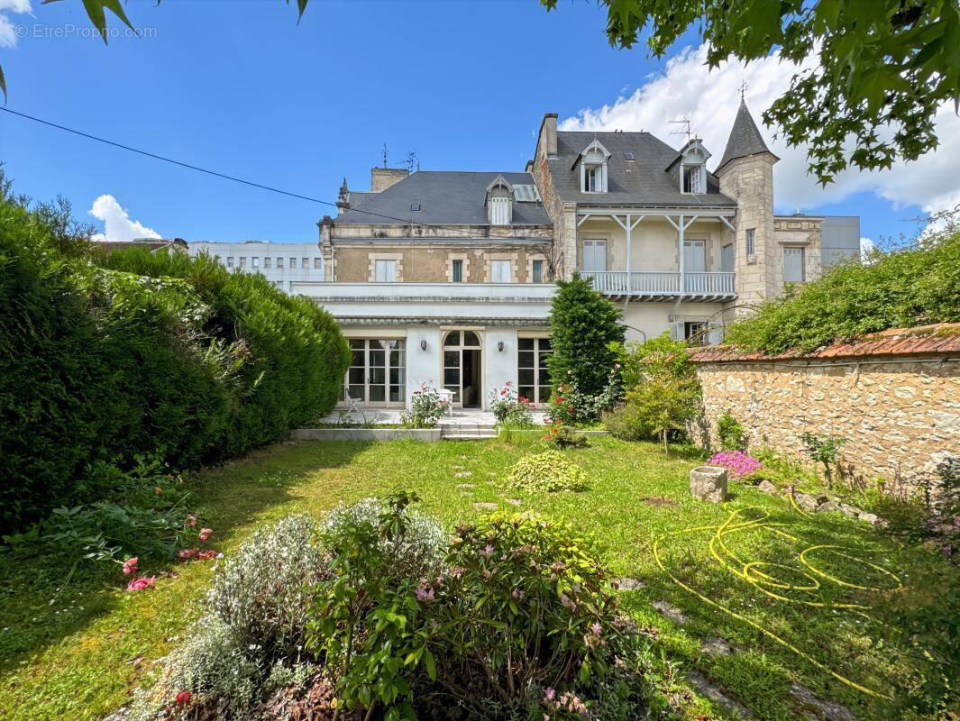 Maison à PERIGUEUX