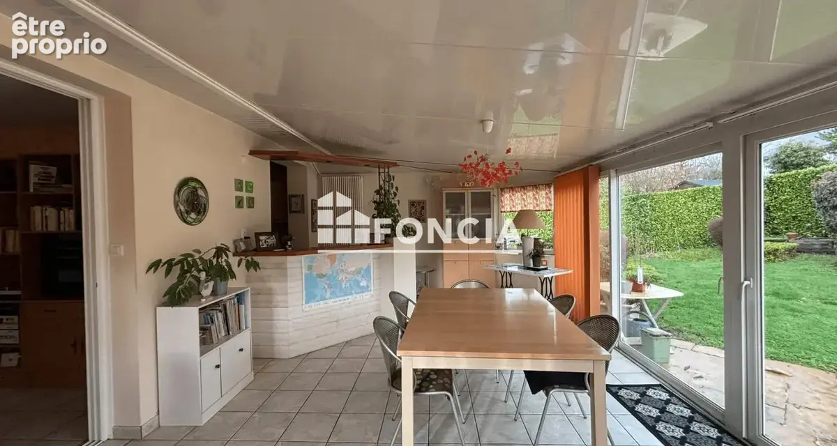 Maison 3 chambres - 115 M2 - Grand garage - photo 3