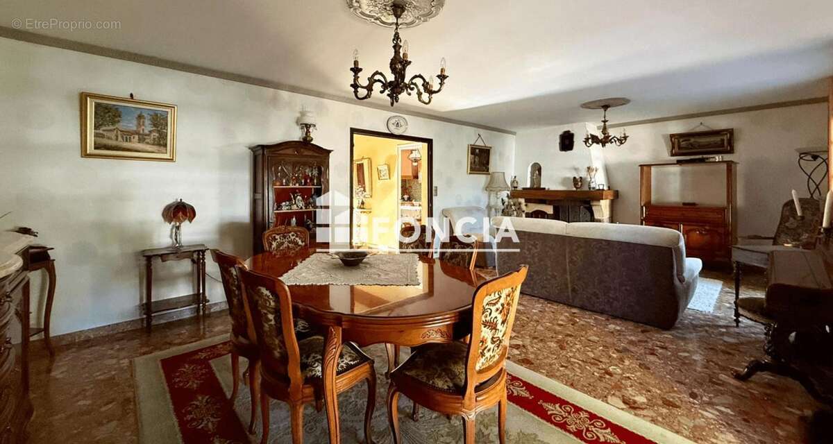 Maison à BOURGOIN-JALLIEU
