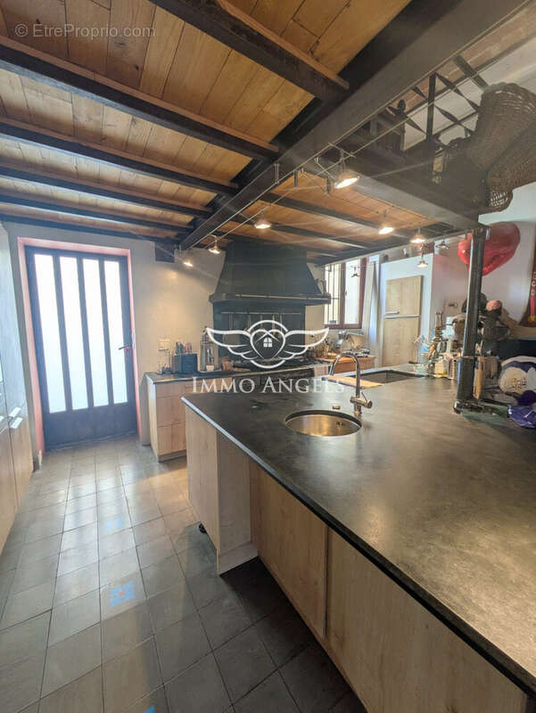 cuisine - Maison à SERVIAN