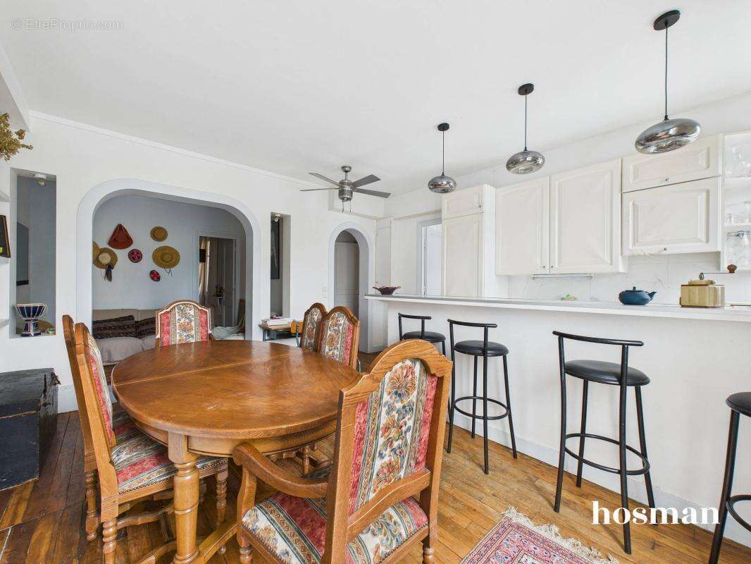Appartement à NEUILLY-SUR-SEINE