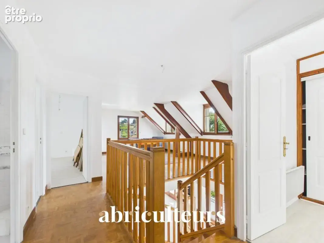 Maison familiale lumineuse avec grand jardin, terrasse et 5 chambres à Saint-Leu-la-Forêt (95320) - photo 19