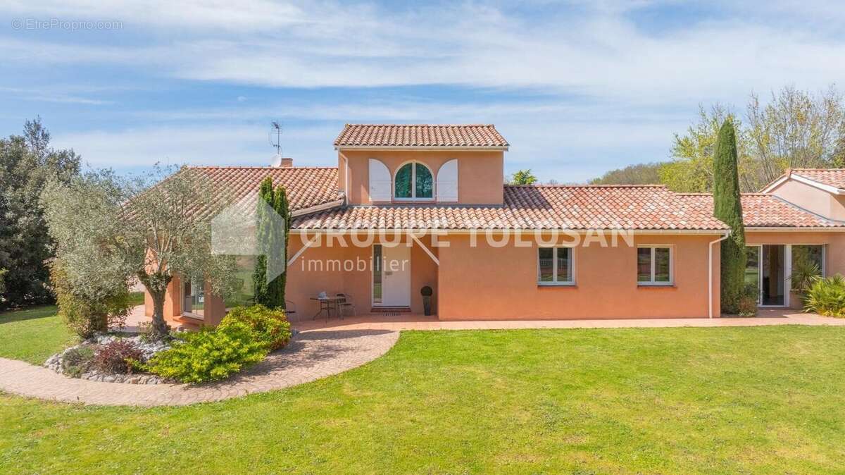 Maison à MONTASTRUC-LA-CONSEILLERE