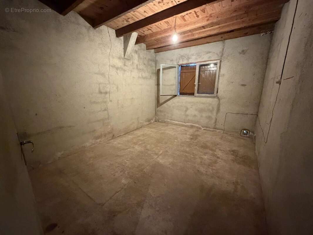 Maison de 135m2 habitable sur un terrain de 6 890m2 avec vue sur les Pyrénées - photo 6