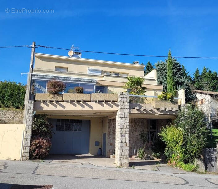 Maison à SAINT-FELICIEN