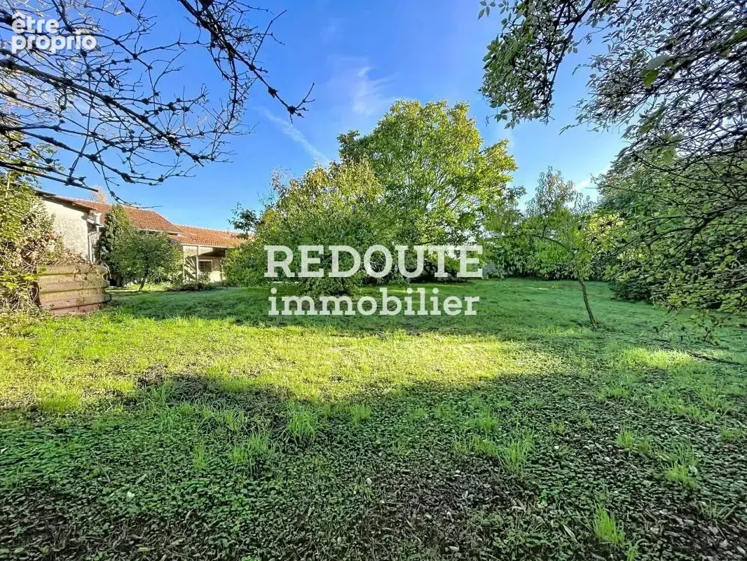 Suippes - à vendre - maison à rénover avec grange et terrain - photo 12