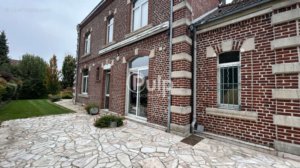 Maison à MERICOURT