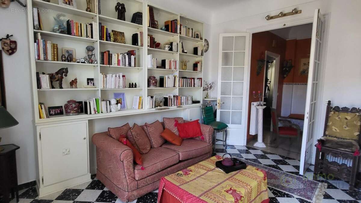 Appartement à MENTON