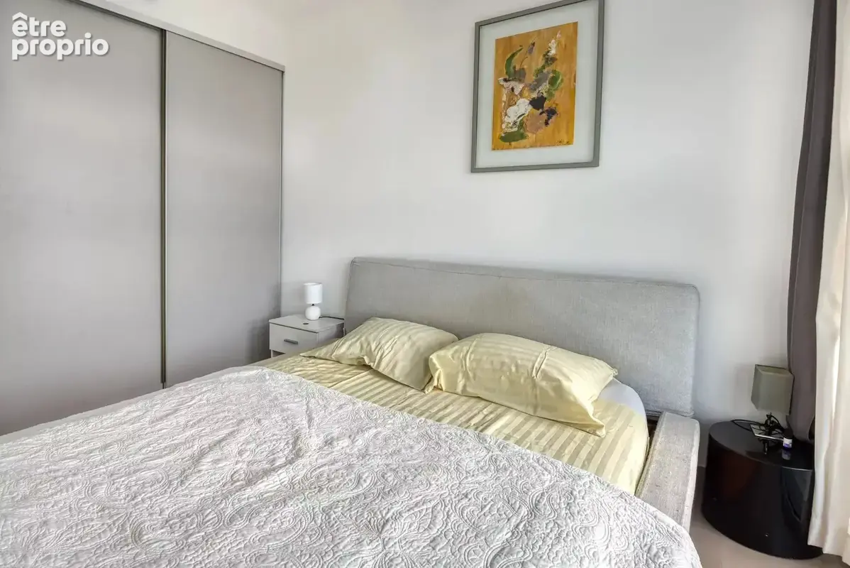 Eze, 2 pieces vue mer avec solarium sur le toit,  cave, parking possible - photo 10