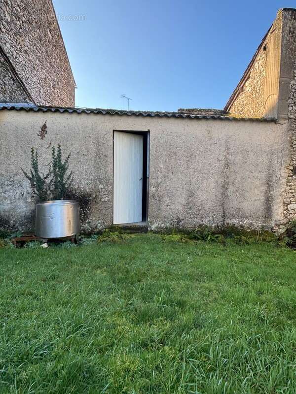 Maison à SIGOULES