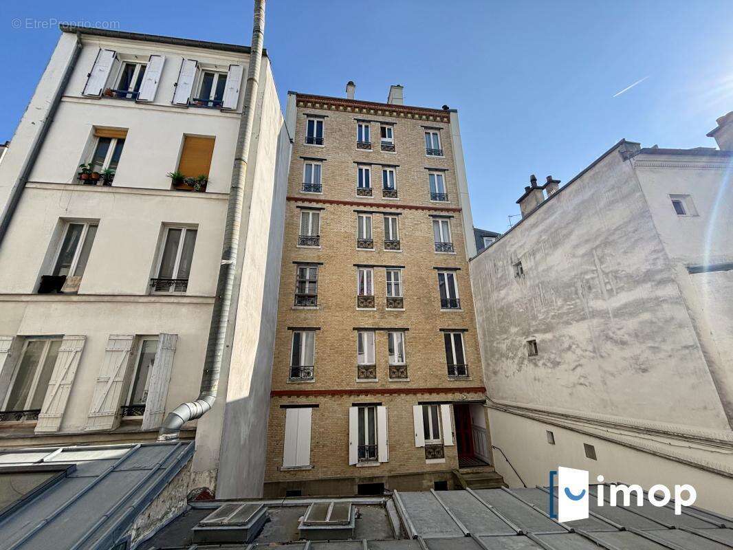 Appartement à PARIS-11E