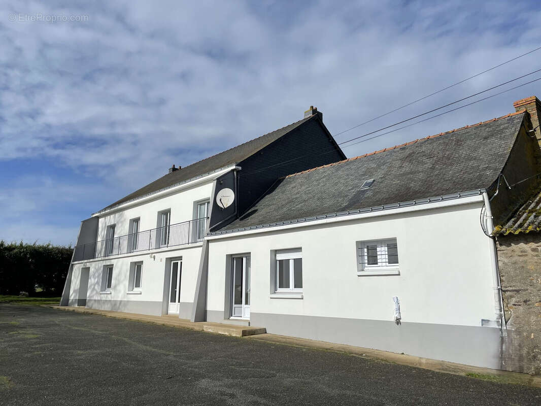 Maison à MESANGER