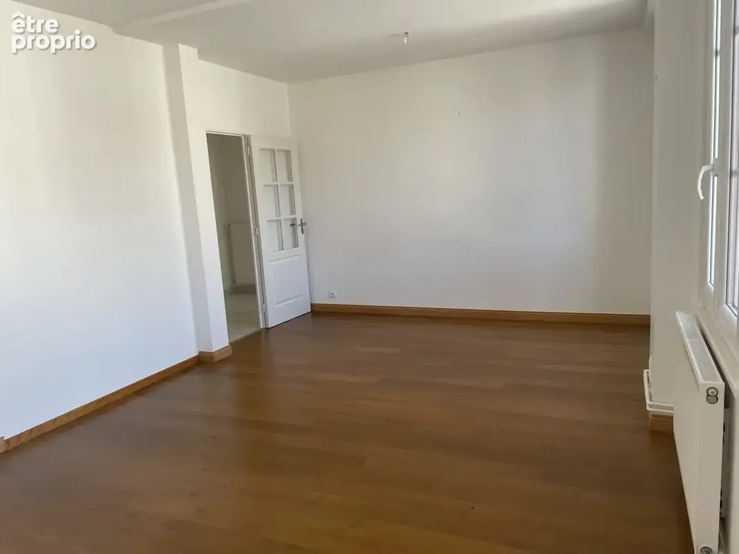 Appartement à YSSINGEAUX