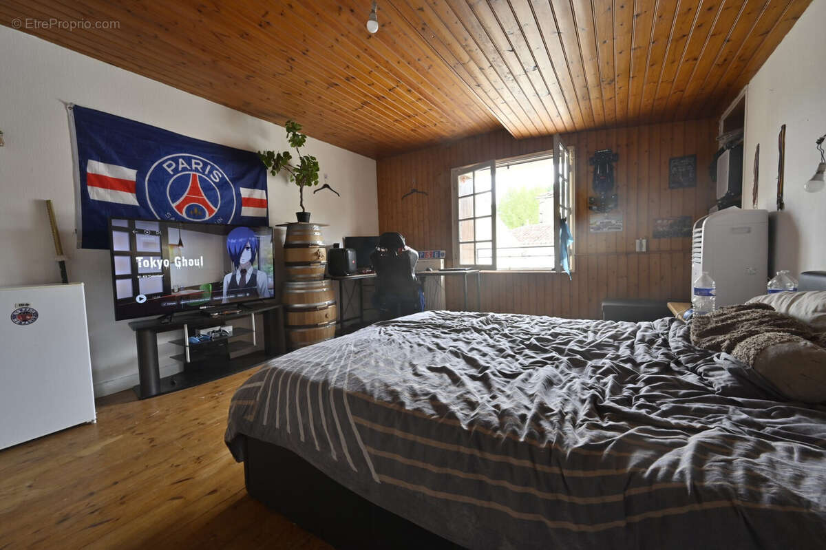 Maison 200 m² à La Chapelle-Des-Pots  - photo 6