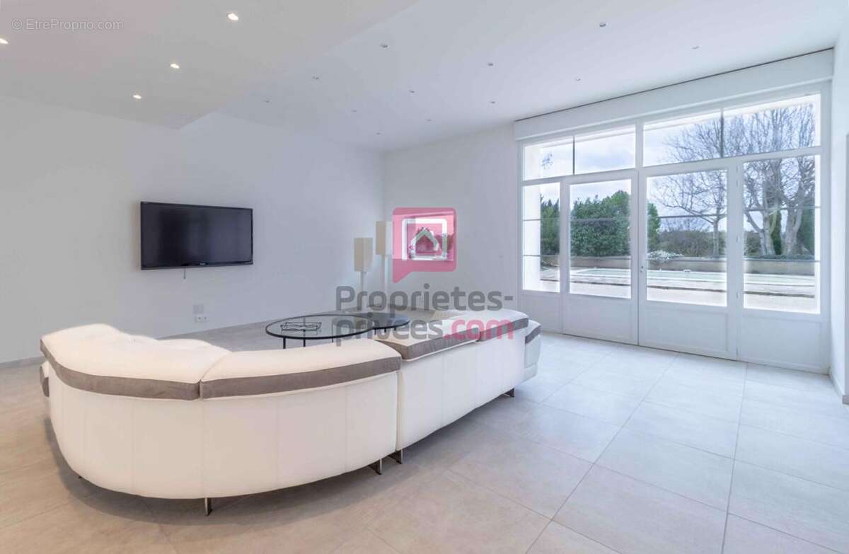 Jonquières - propriété d'exception avec 3 habitations indépendantes - photo 4