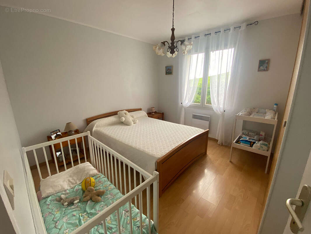 Maison à LA SAUVETAT-DE-SAVERES