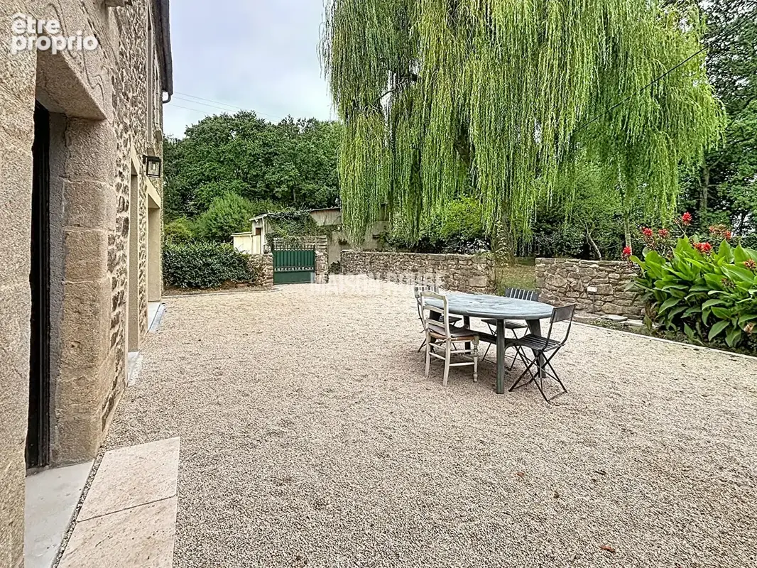 Maison en pierre à vendre à Plouër-sur-Rance 3 chambres, grenier aménageable, grand terrain arboré et fort potentiel - photo 18