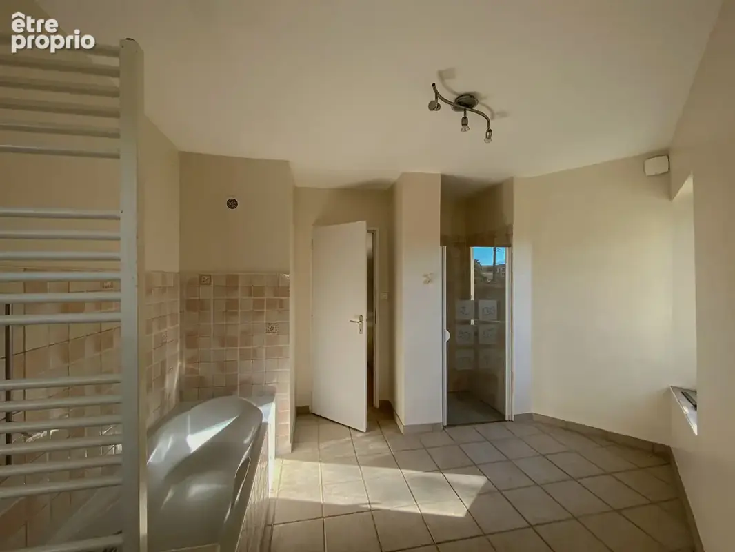 A vendre maison centre chabeuil 26120. - photo 15