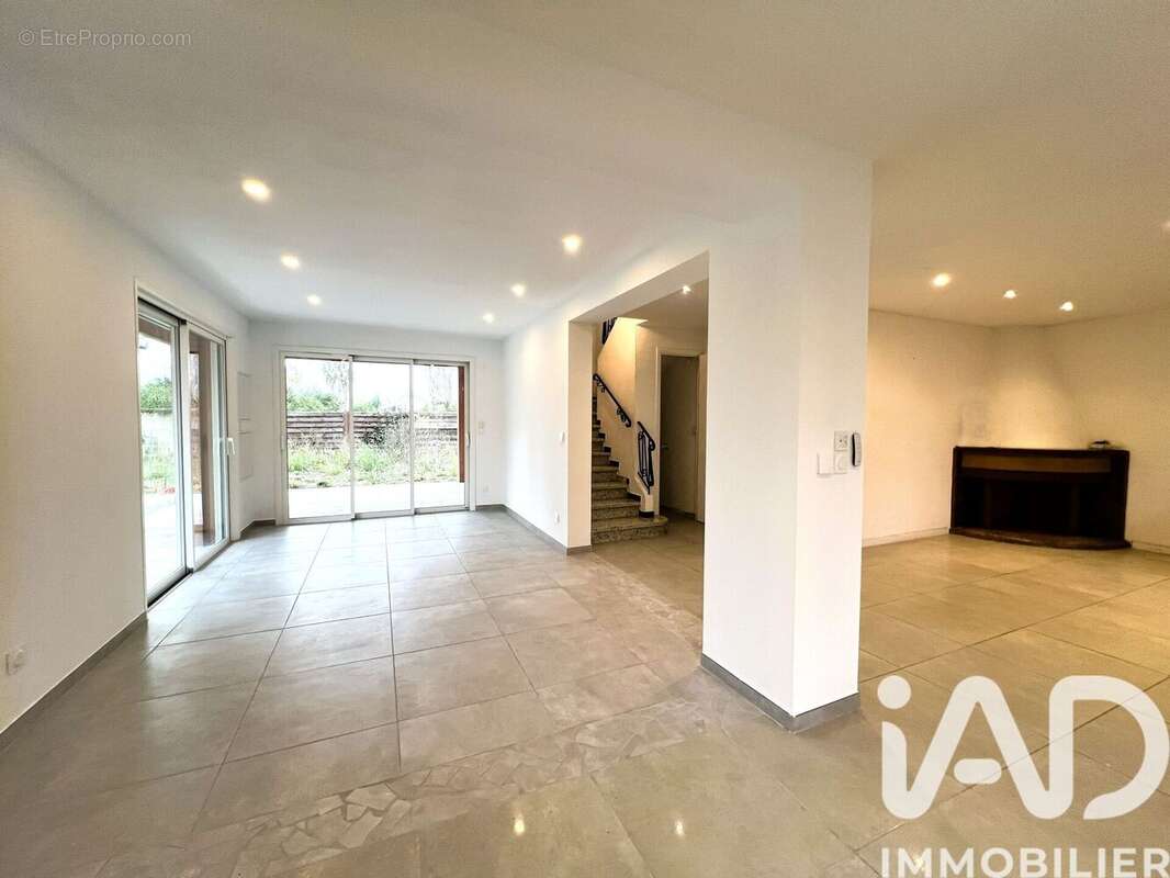 Photo 3 - Maison à SAINT-CYPRIEN