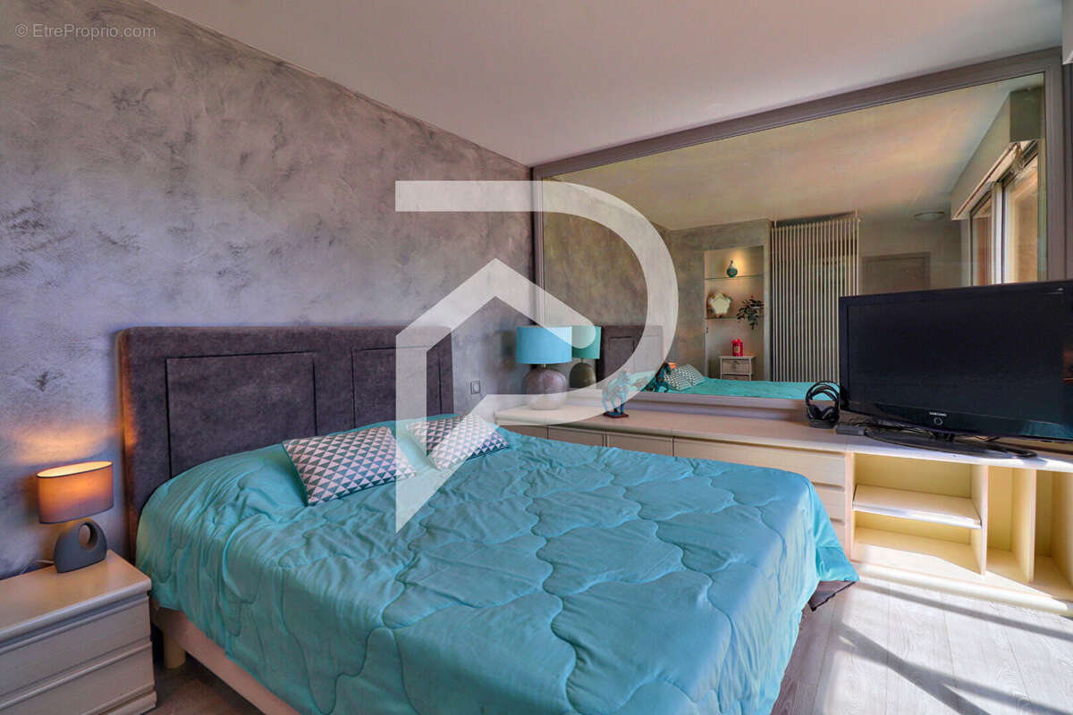 Maison à VINON-SUR-VERDON