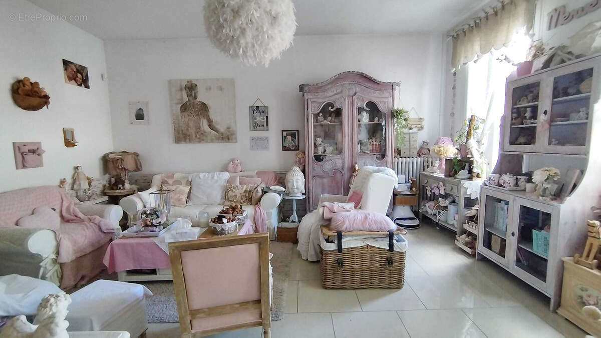 Maison à SAINTE-GENEVIEVE