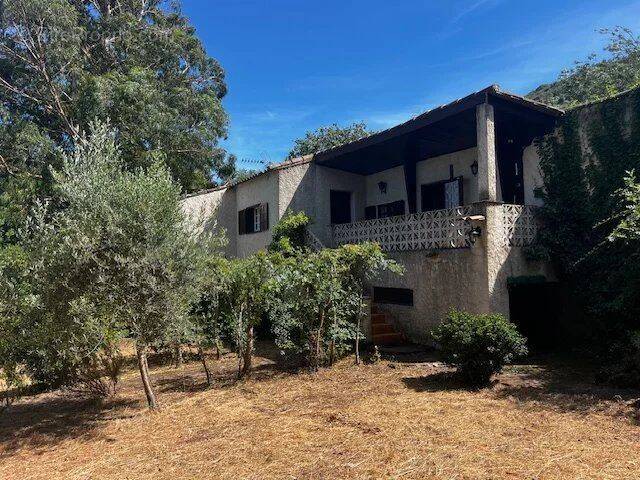 Maison à LE BOSC