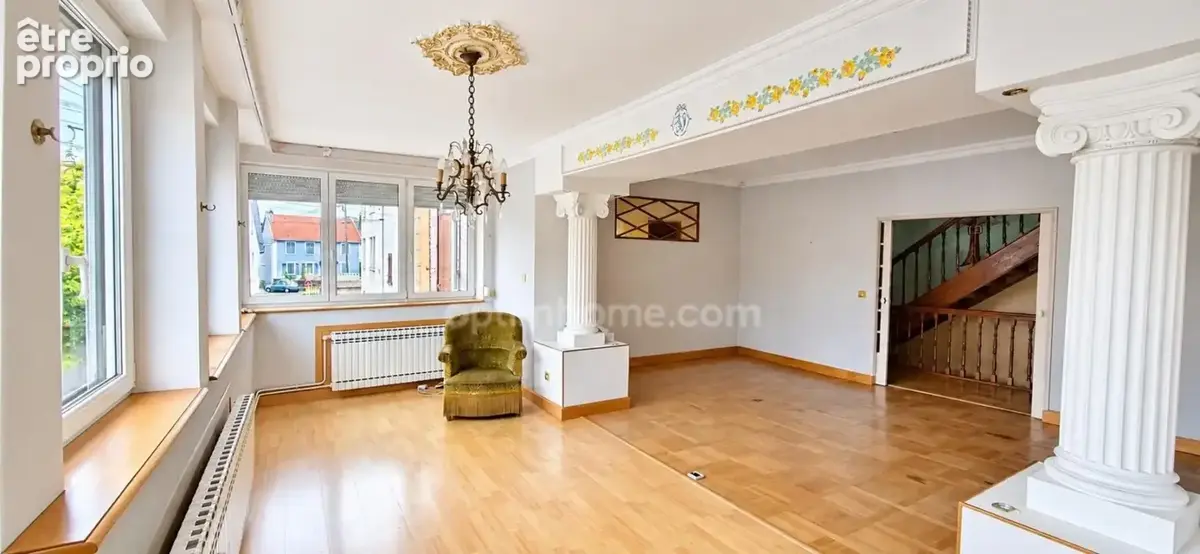 70400 hericourt - maison 226 m² - 4/6 chambres - garage - jardin clos - grenier aménageable - photo 4