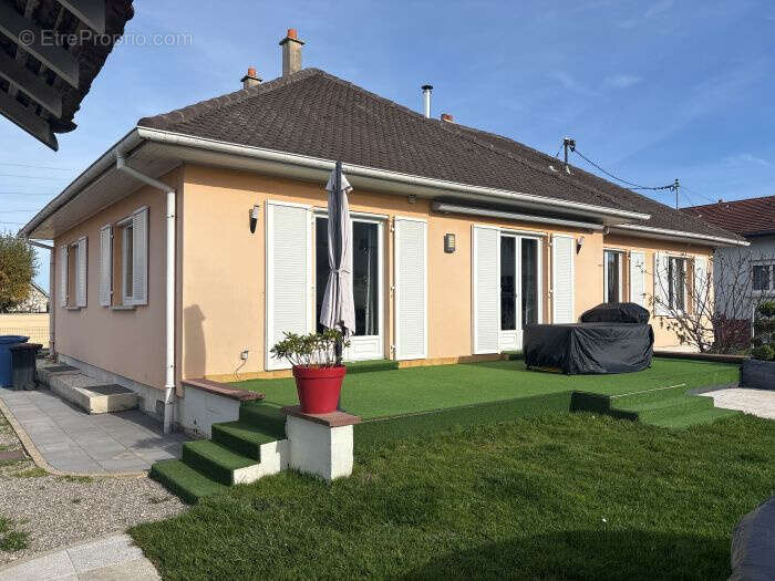 Maison à WITTELSHEIM