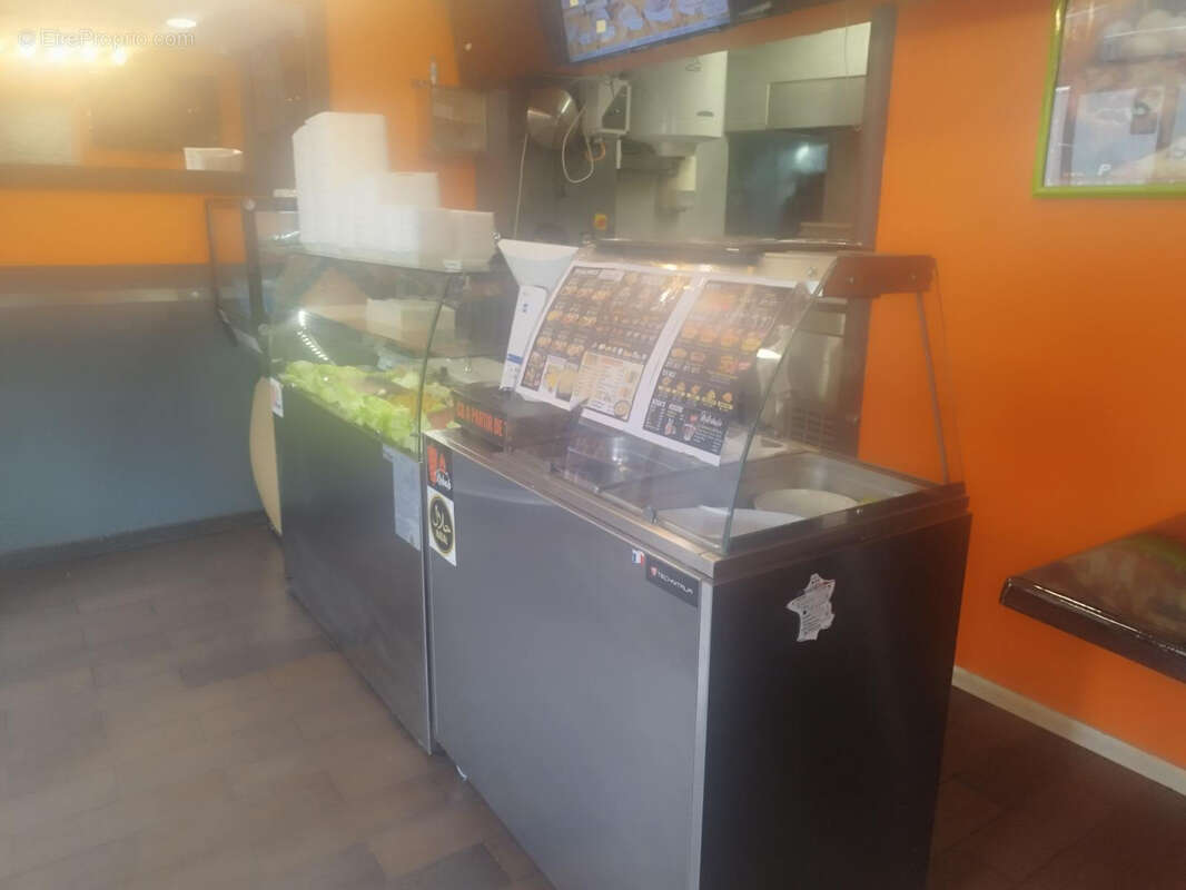 Commerce à ASNIERES-SUR-SEINE