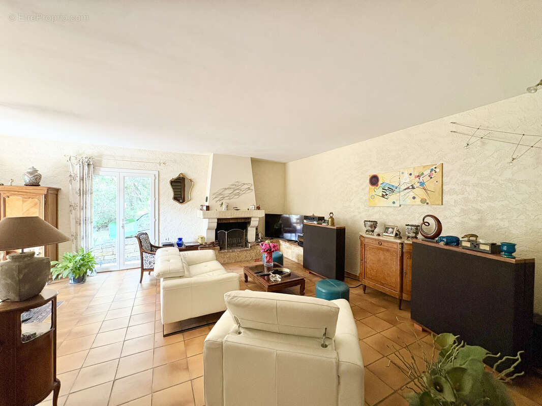 Maison à SIX-FOURS-LES-PLAGES