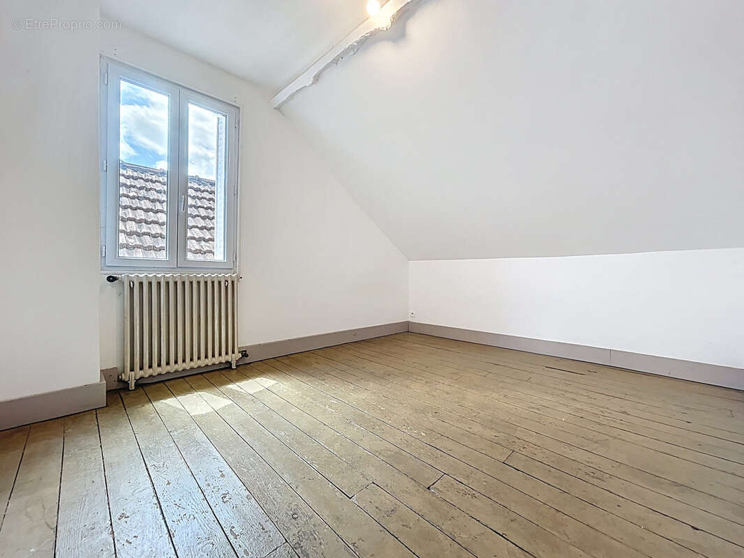 Maison à BRIVE-LA-GAILLARDE