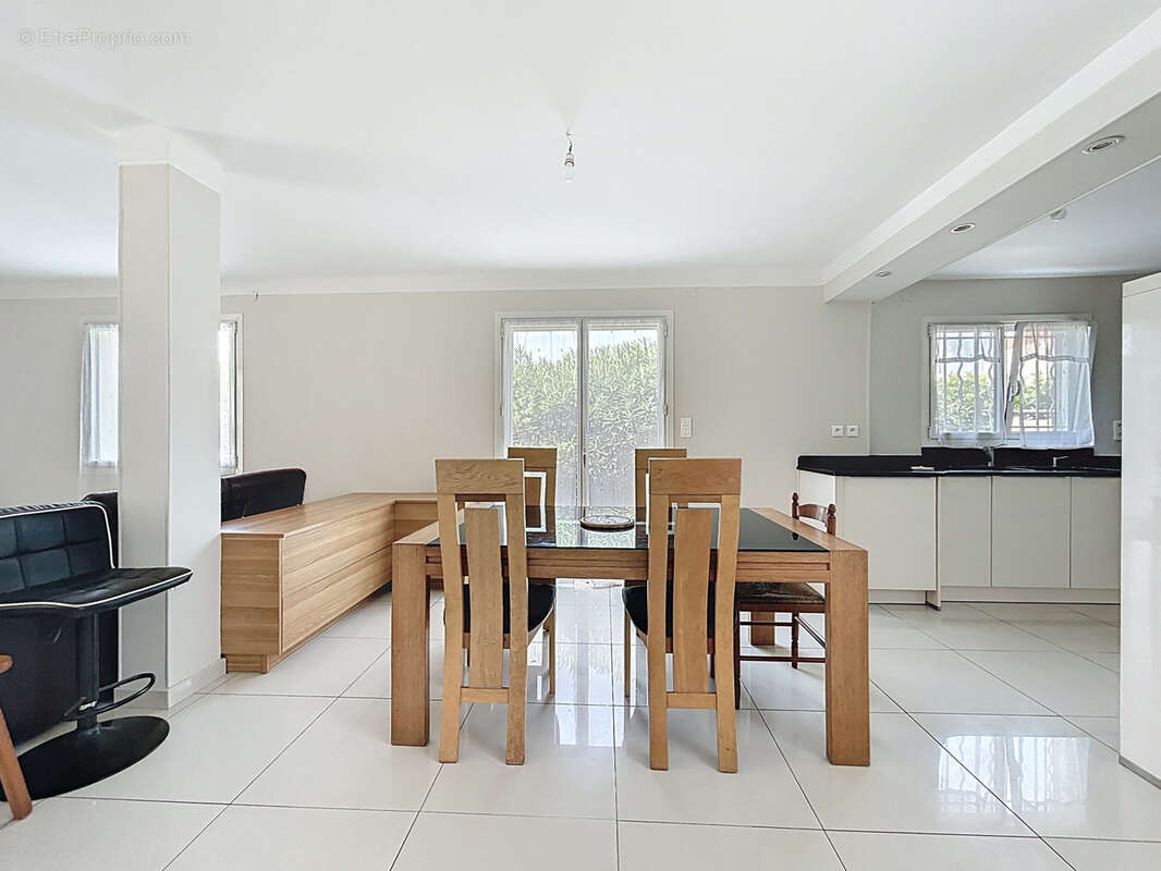 Maison à CANET-EN-ROUSSILLON