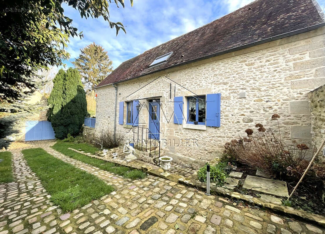 Maison à NEUILLY-EN-THELLE
