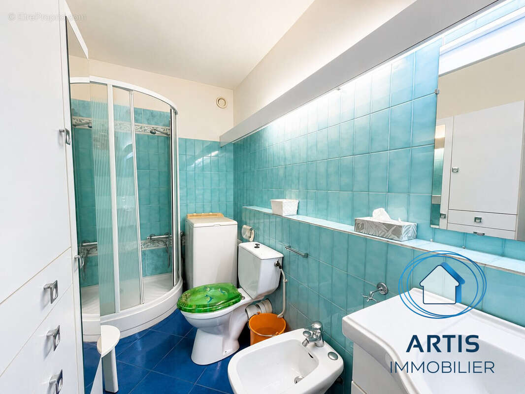 Appartement 38 m² à Saint-Jean-De-Luz  - photo 4