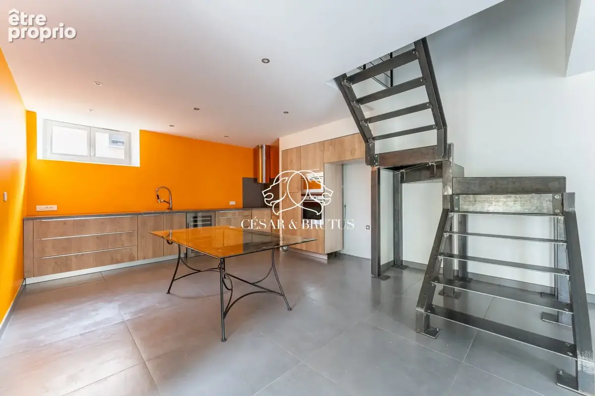 Maison 115 m² à Saint-Quentin-Fallavier  - photo 7